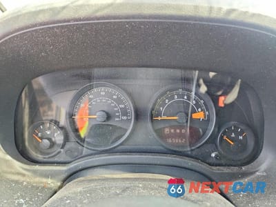 Zdjęcie 9 z 12 samochodu: 2014 JEEP COMPASS SPORT VIN:1C4NJCBA6ED691674 - miniatura