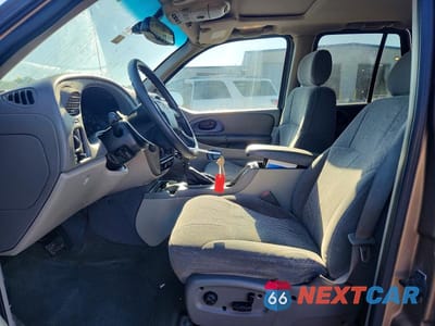 Zdjęcie 7 z 13 samochodu: 2003 CHEVROLET TRAILBLAZER VIN:1GNDT13SX32326349 - miniatura