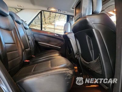 Zdjęcie 11 z 13 samochodu: 2007 MERCEDES-BENZ ML 63 AMG VIN:4JGBB77E27A202383 - miniatura