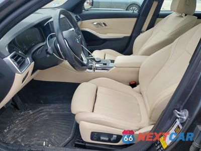 Zdjęcie 7 z 12 samochodu: 2020 BMW 330XI VIN:3MW5R7J03L8B11121 - miniatura