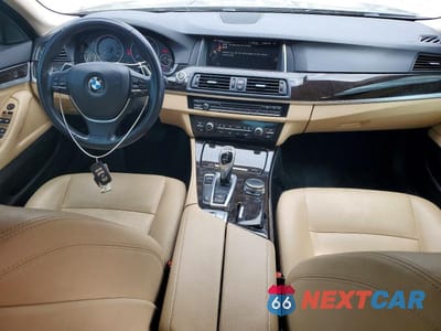 Zdjęcie 8 z 12 samochodu: 2016 BMW 528 XI VIN:WBA5A7C55GG643834 - miniatura