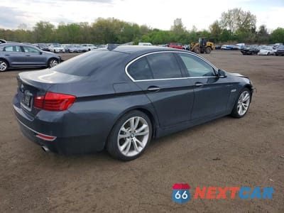 Trzecie zdjęcie samochodu z tyłu: 2016 BMW 535 XI VIN:WBA5B3C54GG261106 - miniatura