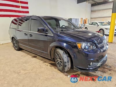 Czwarte zdjęcie samochodu z boku: 2011 DODGE GRAND CARAVAN CREW VIN:2D4RN5DG0BR606360 - miniatura