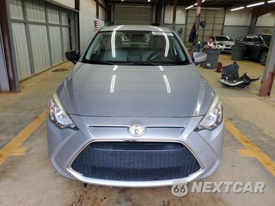 Piąte zdjęcie samochodu w środku: 2019 TOYOTA YARIS L VIN:3MYDLBYV7KY520940 - miniatura