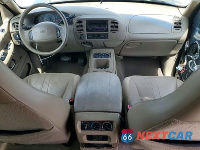Zdjęcie 8 z 13 samochodu: 2000 FORD EXPEDITION EDDIE BAUER VIN:1FMPU18L3YLB53663 - miniatura