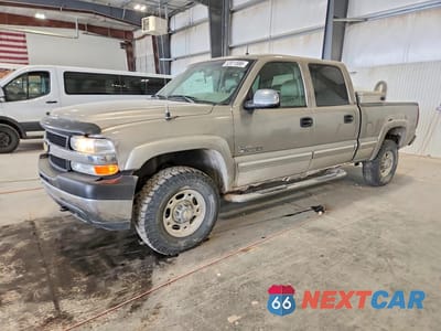 2002 CHEVROLET SILVERADO K2500 HEAVY DUTY 1GCHK23192F177448 - główne zdjęcie licytacji z USA - miniatura