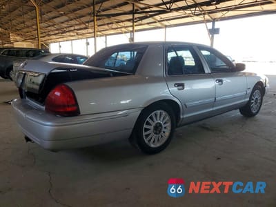 Trzecie zdjęcie samochodu z tyłu: 2009 MERCURY GRAND MARQUIS LS VIN:2MEHM75V89X632133 - miniatura