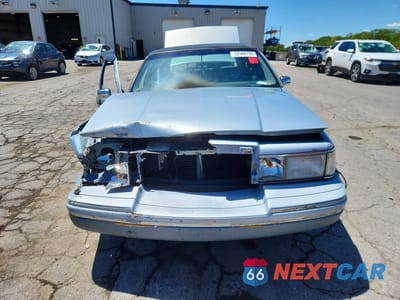 Piąte zdjęcie samochodu w środku: 1992 LINCOLN TOWN CAR CARTIER VIN:1LNLM83W3NY727315 - miniatura