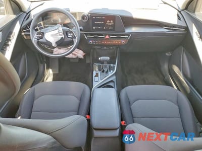 Zdjęcie 8 z 14 samochodu: 2025 KIA NIRO LX VIN:KNDCP3LEXS5270327 - miniatura