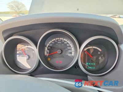 Zdjęcie 9 z 13 samochodu: 2010 DODGE GRAND CARAVAN SE VIN:2D4RN4DE0AR439263 - miniatura