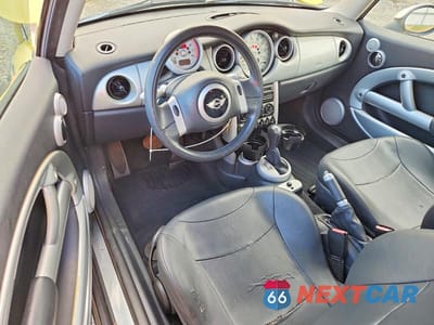 Zdjęcie 8 z 12 samochodu: 2002 MINI COOPER VIN:WMWRC33432TE10162 - miniatura