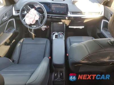 Zdjęcie 8 z 13 samochodu: 2023 BMW X1 XDRIVE28I VIN:WBX73EF07P5X25377 - miniatura