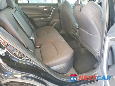 Zdjęcie 11 z 14 samochodu: 2023 TOYOTA RAV4 SE VIN:JTM16RFV1PJ034091 - miniatura