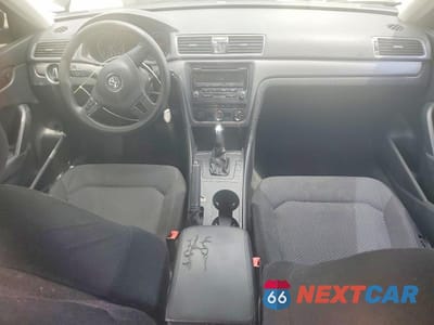 Zdjęcie 8 z 12 samochodu: 2015 VOLKSWAGEN PASSAT S VIN:1VWAS7A32FC103215 - miniatura