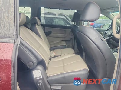 Zdjęcie 11 z 13 samochodu: 2017 KIA SEDONA LX VIN:KNDMB5C19H6284413 - miniatura