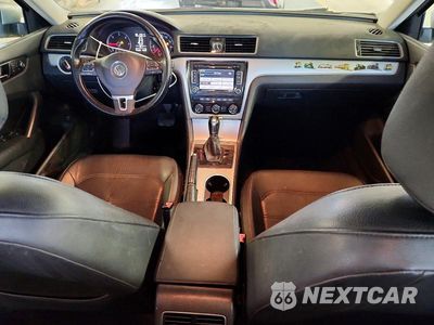 Zdjęcie 8 z 12 samochodu: 2013 VOLKSWAGEN PASSAT SE VIN:1VWBN7A38DC040937 - miniatura