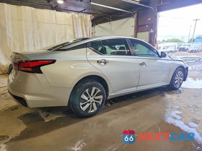 Trzecie zdjęcie samochodu z tyłu: 2021 NISSAN ALTIMA S VIN:1N4BL4BV4MN378207 - miniatura
