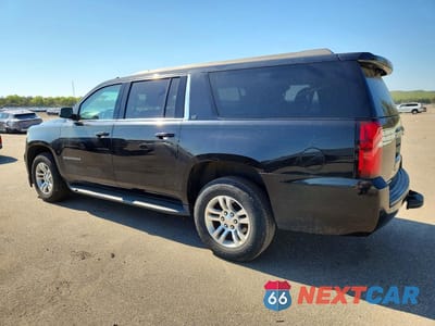 Drugie zdjęcie samochodu z przodu: 2019 CHEVROLET SUBURBAN K1500 LT VIN:1GNSKHKC7KR139914 - miniatura