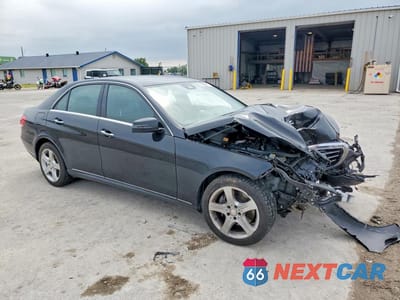 Czwarte zdjęcie samochodu z boku: 2014 MERCEDES-BENZ E 350 VIN:WDDHF5KB6EA889780 - miniatura