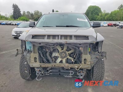 Piąte zdjęcie samochodu w środku: 2016 TOYOTA TUNDRA SR5 VIN:5TFDY5F17GX579254 - miniatura