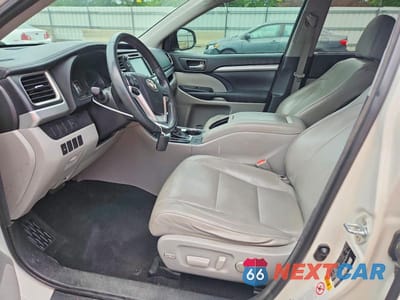 Zdjęcie 7 z 13 samochodu: 2015 TOYOTA HIGHLANDER XLE VIN:5TDKKRFH4FS112942 - miniatura