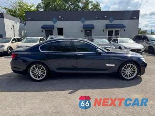 Zdjęcie 13 z 15 samochodu: 2015 BMW 750 XI VIN:WBAYB6C5XFD965910 - miniatura