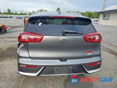 Zdjęcie 6 z 13 samochodu: 2017 KIA NIRO LX VIN:KNDCB3LC5H5104688 - miniatura