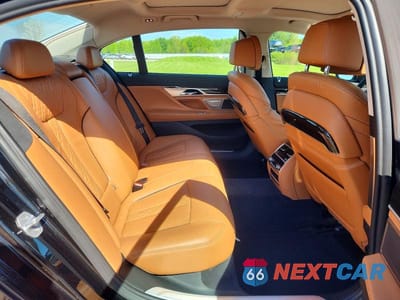 Zdjęcie 10 z 12 samochodu: 2020 BMW 745XE VIN:WBA7W4C08LBM70489 - miniatura