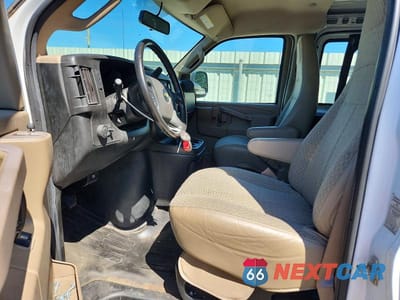 Zdjęcie 7 z 13 samochodu: 2022 CHEV EXPRESS G2500 VIN:1GCWGAFP9N1180791 - miniatura