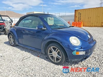 Czwarte zdjęcie samochodu z boku: 2004 VOLKSWAGEN NEW BEETLE GLS VIN:3VWCD31YX4M316691 - miniatura