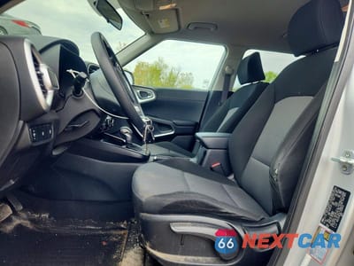 Zdjęcie 7 z 12 samochodu: 2020 KIA SOUL LX VIN:KNDJ23AU6L7019942 - miniatura