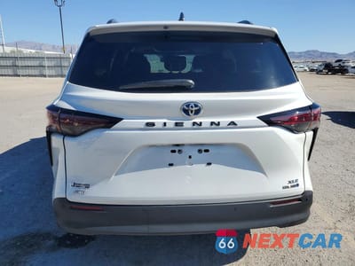 Zdjęcie 6 z 13 samochodu: 2024 TOYOTA SIENNA XLE 7-PASSENGER VIN:5TDJSKFC4RS132880 - miniatura