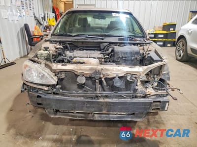 Piąte zdjęcie samochodu w środku: 2003 TOYOTA CAMRY LE VIN:4T1BE32K73U222859 - miniatura