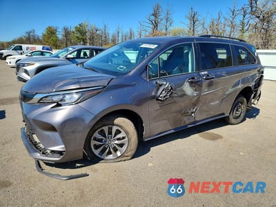 2023 TOYOTA SIENNA LE 5TDBRKECXPS175067 - główne zdjęcie licytacji z USA - miniatura