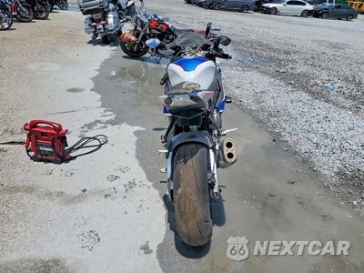 Czwarte zdjęcie samochodu z boku: 2018 BMW S 1000 RR VIN:WB10D6000JZ711490 - miniatura