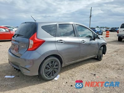 Trzecie zdjęcie samochodu z tyłu: 2019 NISSAN VERSA NOTE SV VIN:3N1CE2CP4KL360187 - miniatura