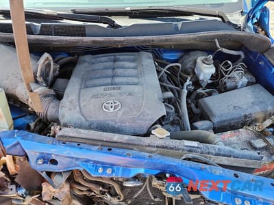 Zdjęcie 11 z 12 samochodu: 2016 TOYOTA TUNDRA VIN:5TFUW5F17GX530741 - miniatura