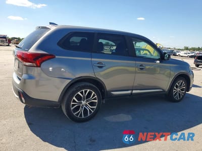 Trzecie zdjęcie samochodu z tyłu: 2018 MITSUBISHI OUTLANDER SE VIN:JA4AZ3A30JJ005550 - miniatura
