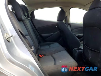 Zdjęcie 10 z 12 samochodu: 2017 TOYOTA YARIS IA BASE VIN:3MYDLBYV1HY194996 - miniatura