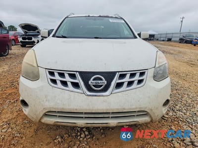Piąte zdjęcie samochodu w środku: 2011 NISSAN ROGUE S VIN:JN8AS5MV3BW283211 - miniatura
