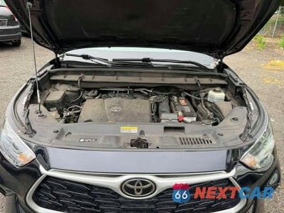 Zdjęcie 11 z 12 samochodu: 2022 TOYOTA HIGHLANDER XLE VIN:5TDGZRBH5NS591314 - miniatura