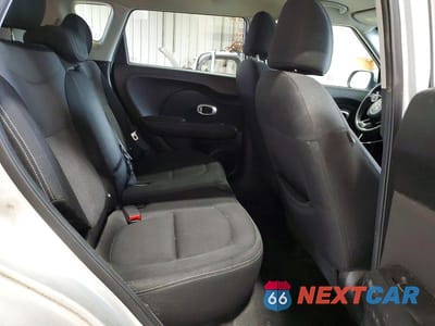 Zdjęcie 10 z 12 samochodu: 2018 KIA SOUL + VIN:KNDJP3A58J7537543 - miniatura