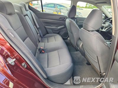 Zdjęcie 10 z 12 samochodu: 2024 NISSAN ALTIMA SV VIN:1N4BL4DW5RN315002 - miniatura