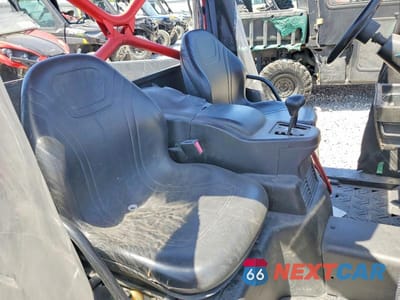 Piąte zdjęcie samochodu w środku: 2008 KAWASAKI TERYX UTILITY VEHICLE VIN:JKARFDC138B505347 - miniatura