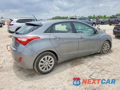 Trzecie zdjęcie samochodu z tyłu: 2016 HYUNDAI ELANTRA GT BASE VIN:KMHD35LH5GU323434 - miniatura