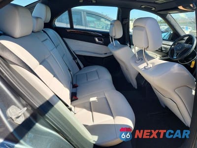 Zdjęcie 10 z 12 samochodu: 2016 MERCEDES-BENZ E 350 VIN:WDDHF5KB8GB315565 - miniatura