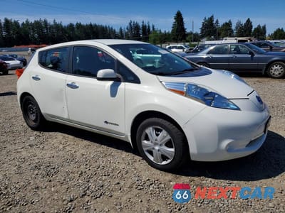Czwarte zdjęcie samochodu z boku: 2017 NISSAN LEAF S VIN:1N4BZ0CP6HC303226 - miniatura