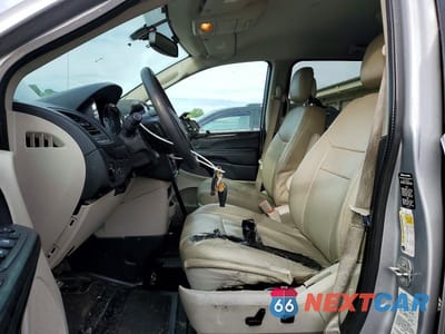 Zdjęcie 7 z 13 samochodu: 2019 DODGE GRAND CARAVAN SE VIN:2C7WDGBG6KR792037 - miniatura