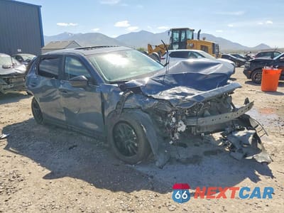 Czwarte zdjęcie samochodu z boku: 2025 MAZDA CX-5 PREFERRED VIN:JM3KFBCM9S0679990 - miniatura