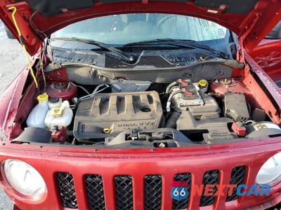 Zdjęcie 12 z 13 samochodu: 2014 JEEP PATRIOT LATITUDE VIN:1C4NJPFB0ED700220 - miniatura